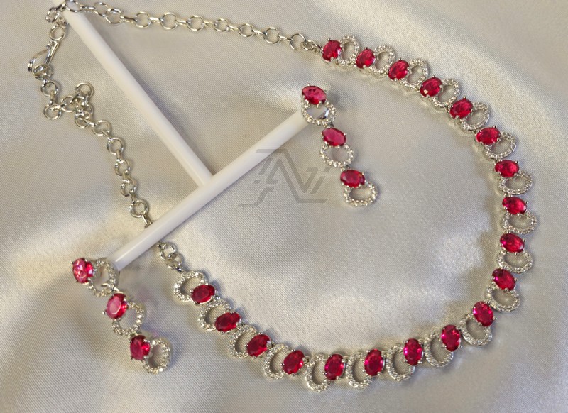 Red Stone Necklace with Earrings