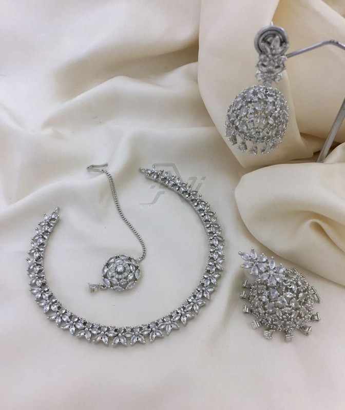 Silver Tone AD Choker with Jhumkki Earring and Tikka